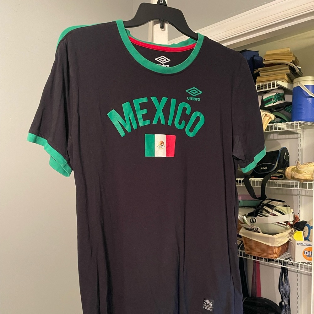 Umbro Mexico Black & Green Soccer XL Tee